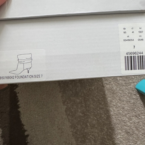 NWT. Brian Atwood x Express slouch suede shoes - Picture 4 of 8